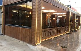 Grand Kum Boutique Hotel Restaurant